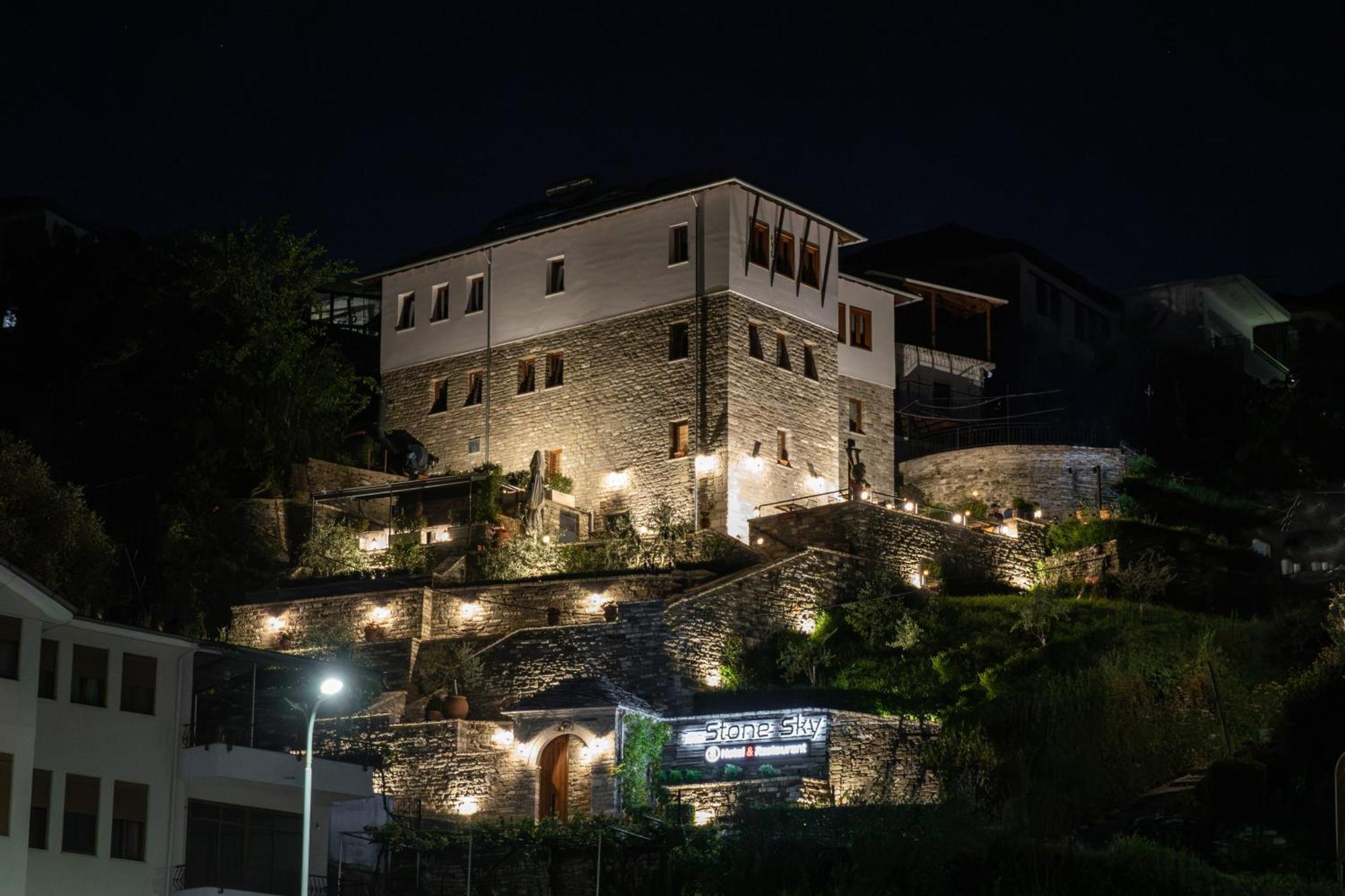 The Stone Sky Hotel Gjirokastër Esterno foto