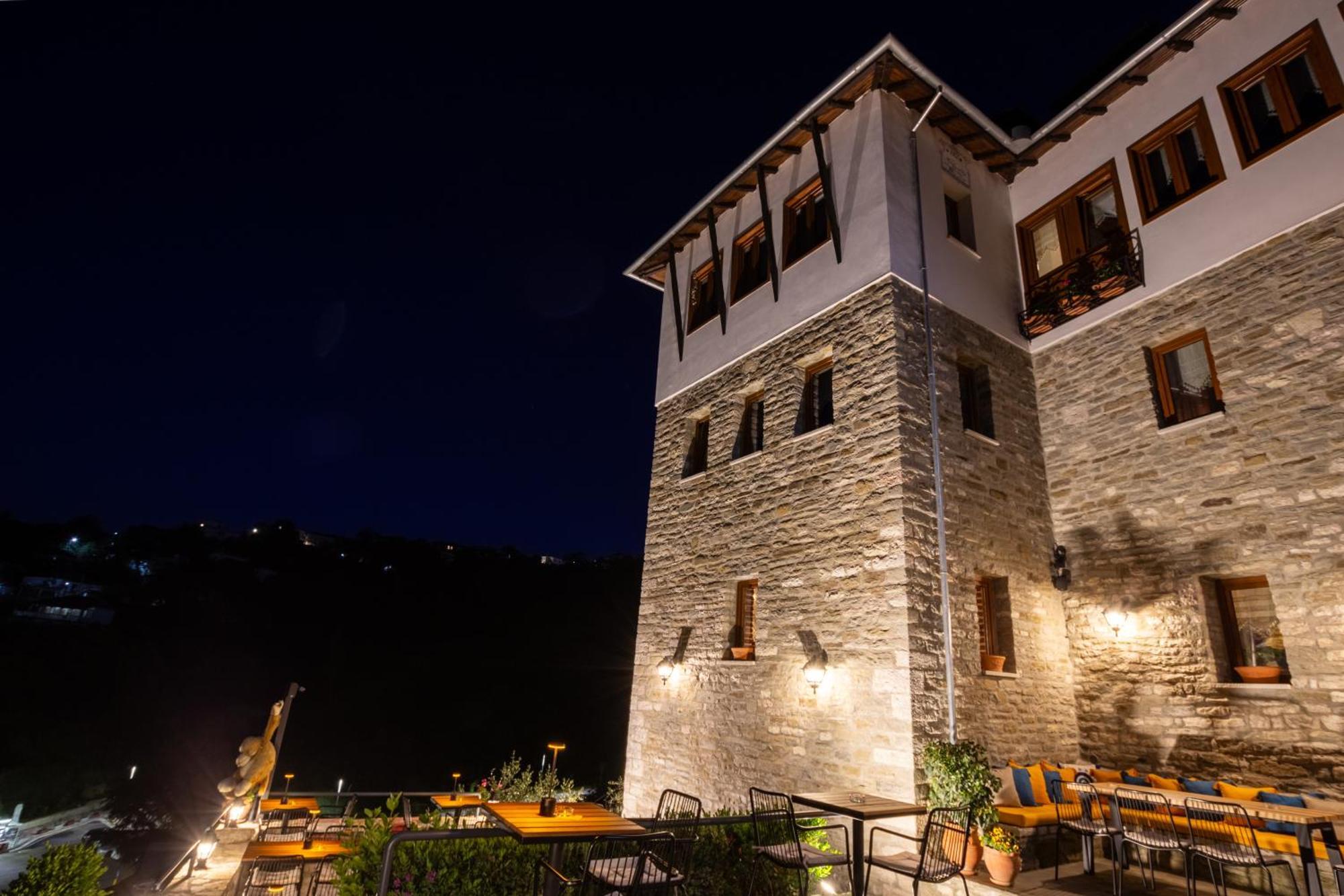 The Stone Sky Hotel Gjirokastër Esterno foto