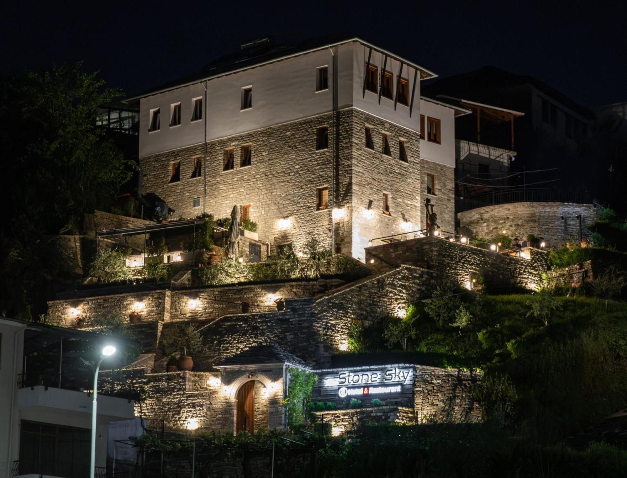 The Stone Sky Hotel Gjirokastër Esterno foto